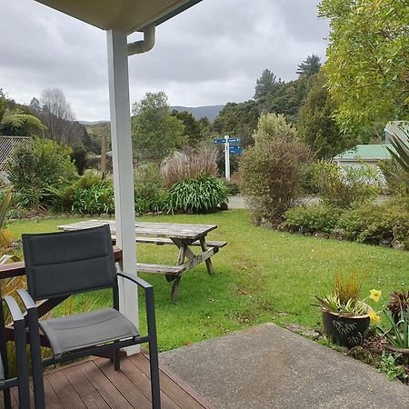 Kauri Coast Top 10 Holiday Park Kaihu Kültér fotó